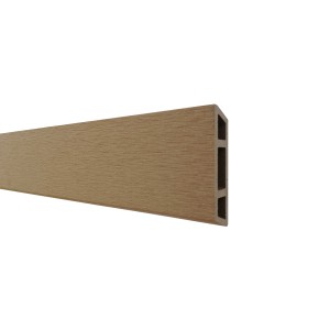 Musterstück: GartenLand Rhombus WPC Zaun Stockholm, karamellbraun, zur Ansicht der Farbe und des Materials.