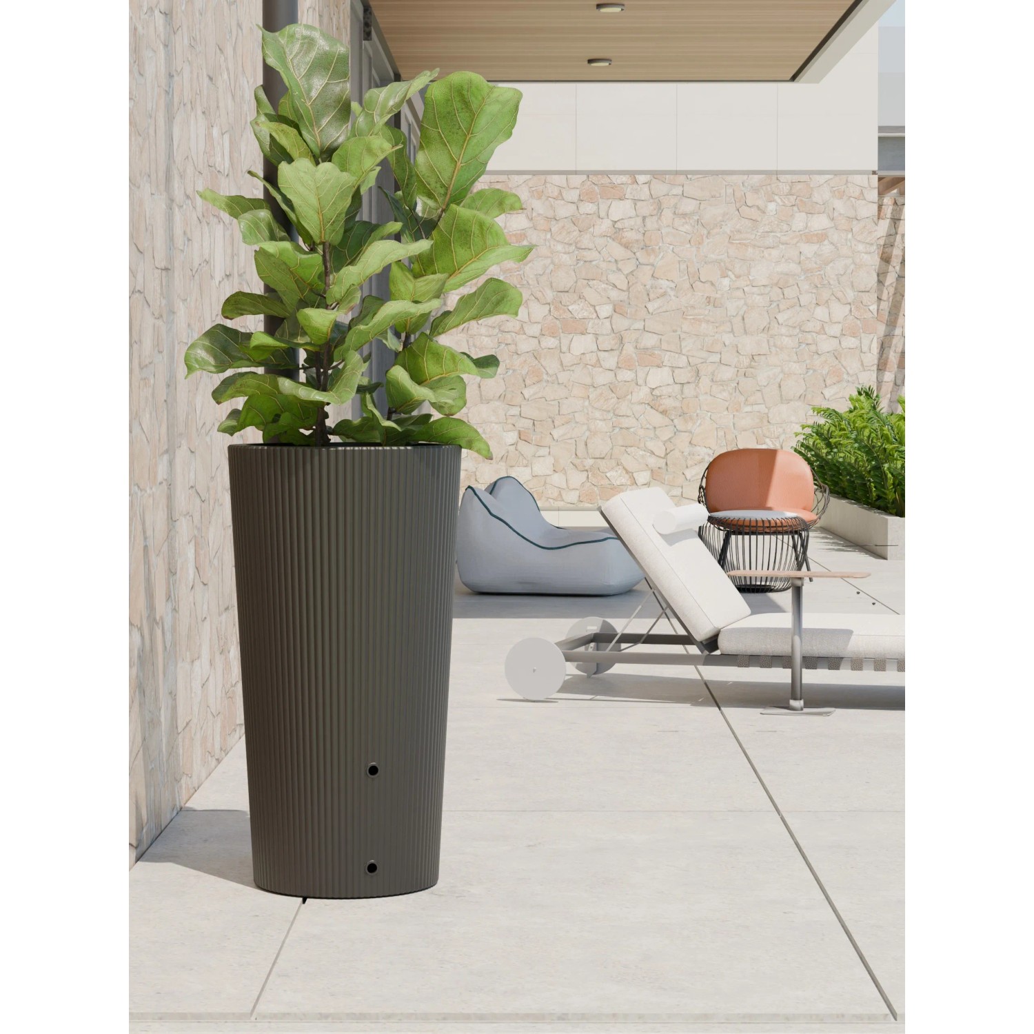 Anthrazitfarbene Regentonne Wave 2in1 (200 l) mit Pflanzeinsatz und vertikaler Struktur.
