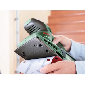 Bosch Schwingschleifer PSS 200 A mit Schleifpapier im Detail.
