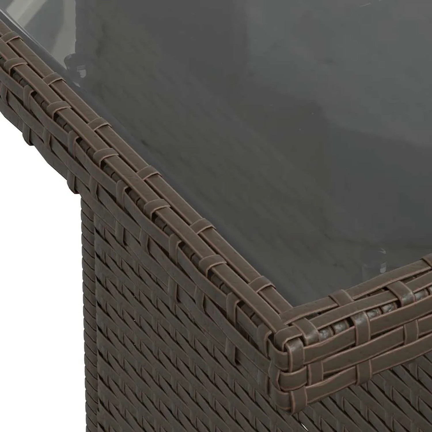 Detailansicht Gartentisch der braunen vidaXL Sofagarnitur aus Polyrattan mit Glasplatte.
