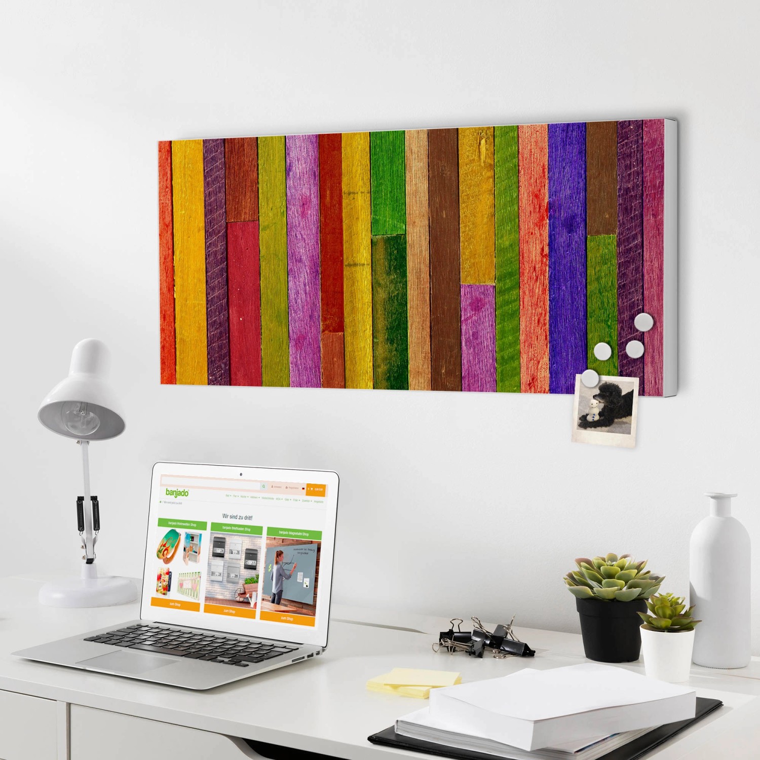 Bunte Banjado Magnettafel 'Holz Collage' 78x37cm mit Magneten als Wanddeko.