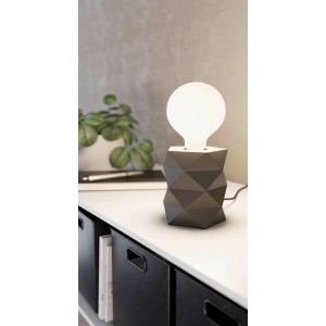 Graue Eglo Tischleuchte Swarby, 1-flammig, Ø 11 cm, geometrisches Design. Ideal als Schreibtischlampe.