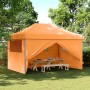 Orangefarbenes, faltbares Partyzelt mit Seitenteilen im Garten. Ideal für Partys und Veranstaltungen.