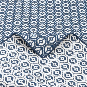 Dunkelblauer Snapstyle In- und Outdoor Teppich Cape Cod mit geometrischem Muster, 100x300 cm.
