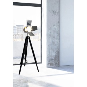 Schwarze Dreibein Stehleuchte Holly von Näve im Design einer Filmleuchte.