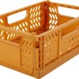 Ockerfarbene Klappbox aus Kunststoff, Teil des 3-teiligen Safari Adventure Sets.