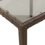 Detailansicht Gartentisch der 7-tlg. Essgruppe aus braunem Rattan mit Glasplatte.