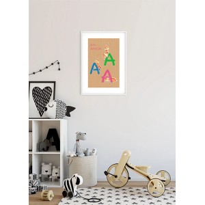 Komar Wandbild ABC Animal A (30x40 cm) im Kinderzimmer mit Buchstaben und Ameisen.