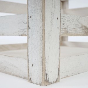 Detailansicht: Weiße MCW Holzkiste im Shabby Look, 3er-Set, ideal zur Aufbewahrung.