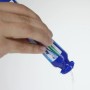 Anwendung von JBL ProClean Bac lebende Reinigungsbakterien für klares Aquariumwasser.
