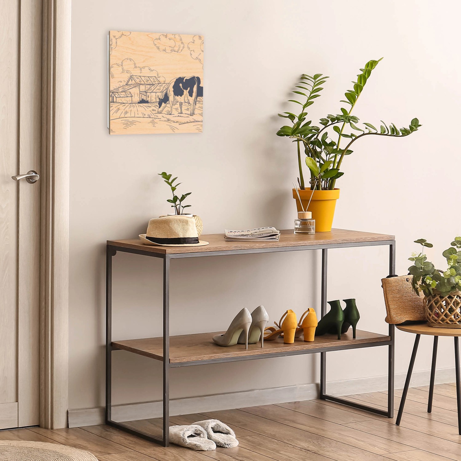 Banjado Schlüsselbox aus Holz, 30x30cm, mit Kuh-Motiv. Schlüsselkasten für 50 Schlüssel, weiße Box mit Haken.