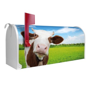 Weißer US Briefkasten mit Kuh Motiv "Pardon", rote Fahne. Stahl, pulverbeschichtet. Blickfang für Post.
