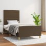 Dunkelbraunes Stoff-Bettgestell mit Kopfteil (80x200 cm) im Schlafzimmer.