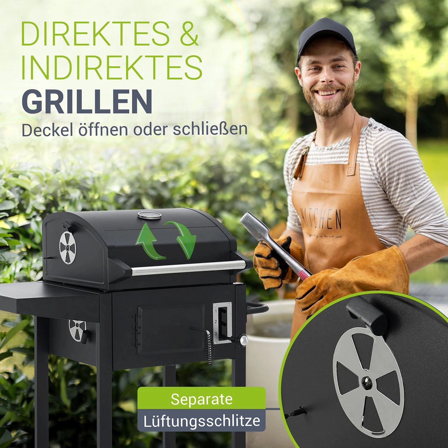 Juskys Holzkohle Grill Missouri mit Abdeckplane und Grillmeister im Garten.