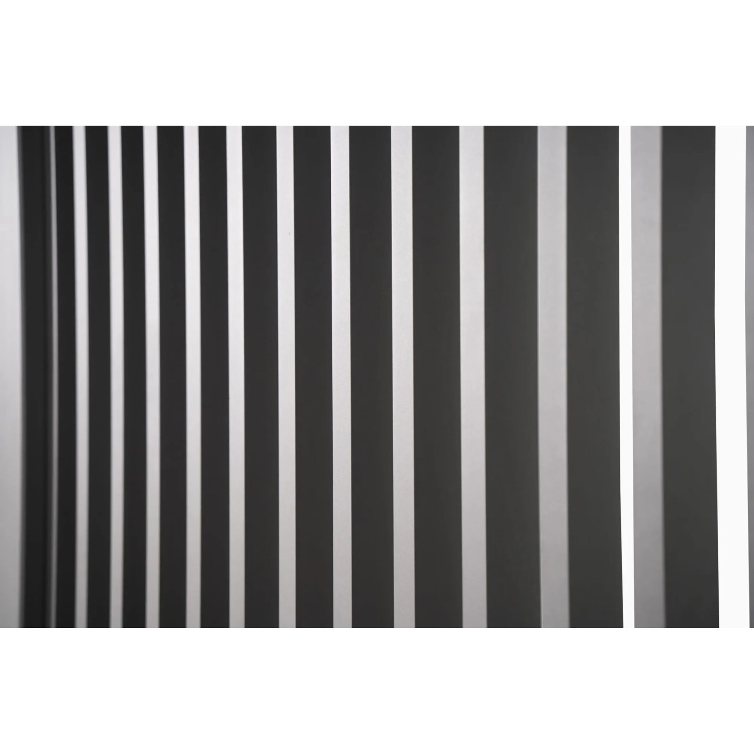 Vertical Wand 93 cm für Terrassenüberdachung: Aluminium Lamellenwand für mehr Privatsphäre.