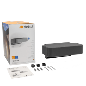 Steinel LED-Außenleuchte L 800 SC anthrazit mit Zubehör und Verpackung.