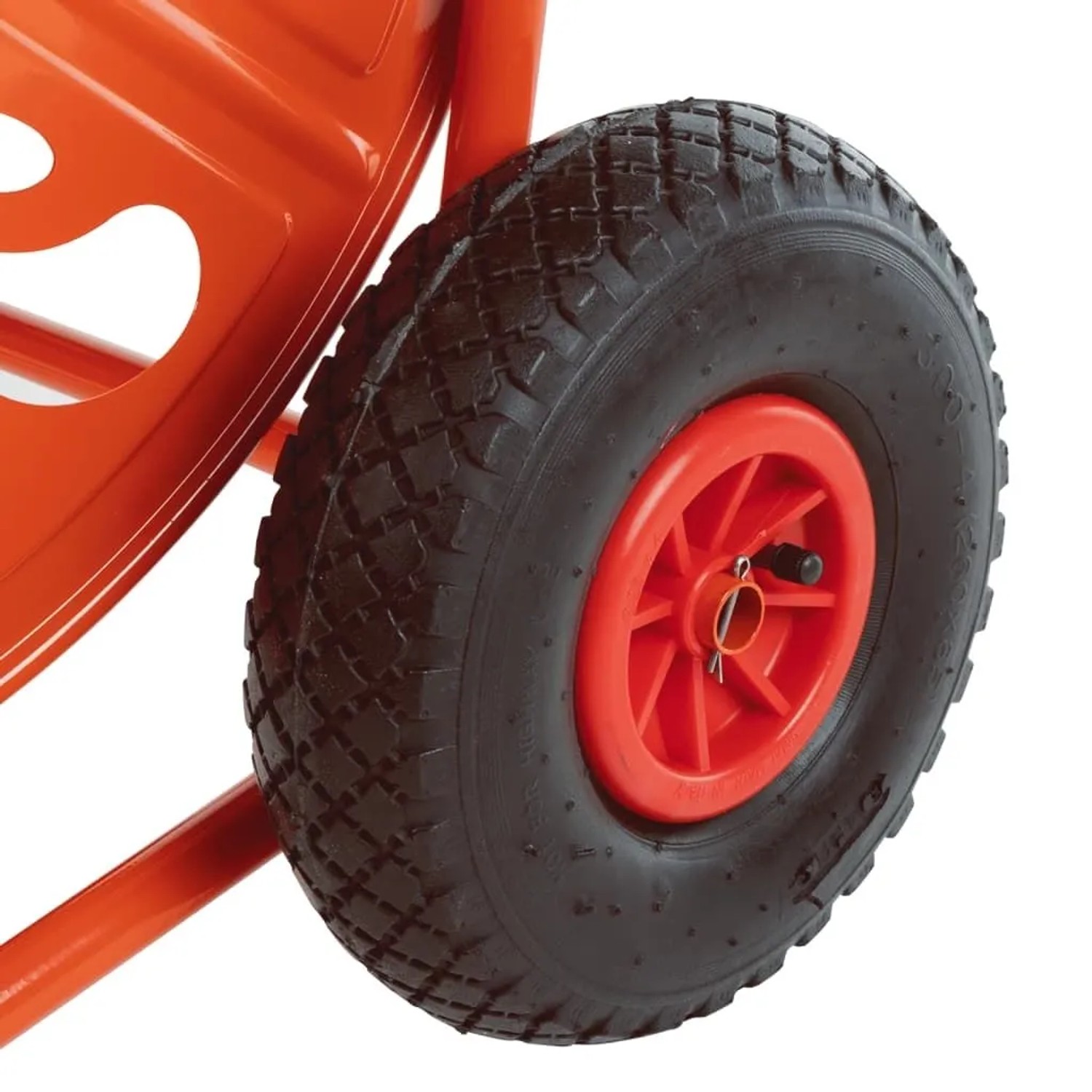 Schwarzes Rad mit roter Felge und Profil am vidaXL Schlauchwagen aus Stahl. Detail für Gartenschläuche.