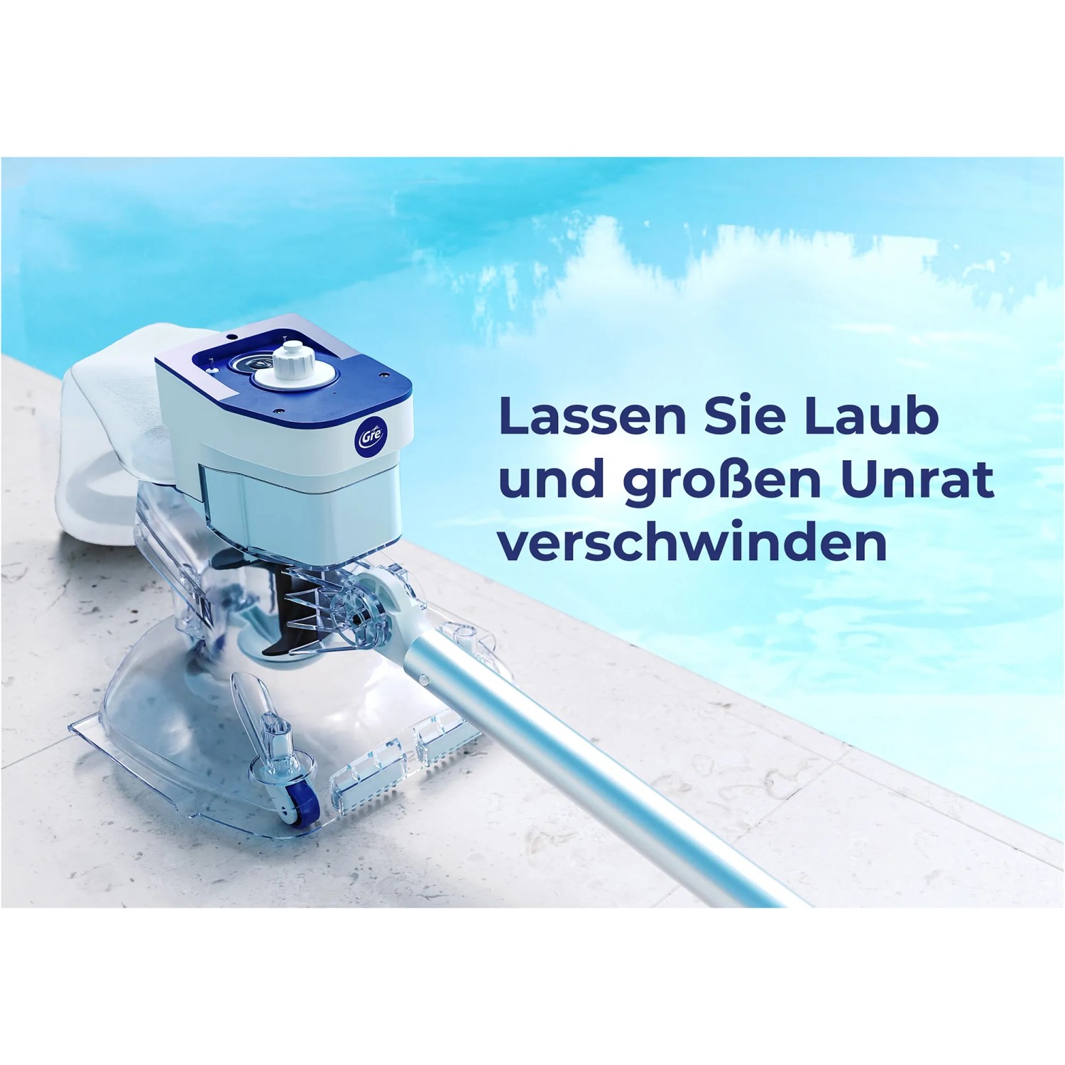 Weißer Gre Akku-Poolsauger 5.000 mAh am Poolrand. Kabelloser Poolsauger für sauberes Wasser.