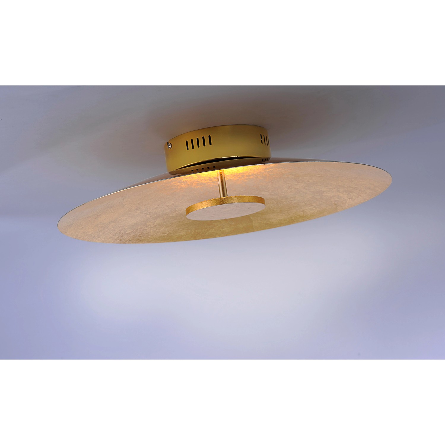 Goldene LED-Deckenleuchte Plate von Paul Neuhaus, Ø 50 cm, für stimmungsvolle Beleuchtung.