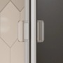 Detailaufnahme: Breuer Falttür Fara, Alu Silber Matt, mit Griff. Ideal für kleine Bäder.