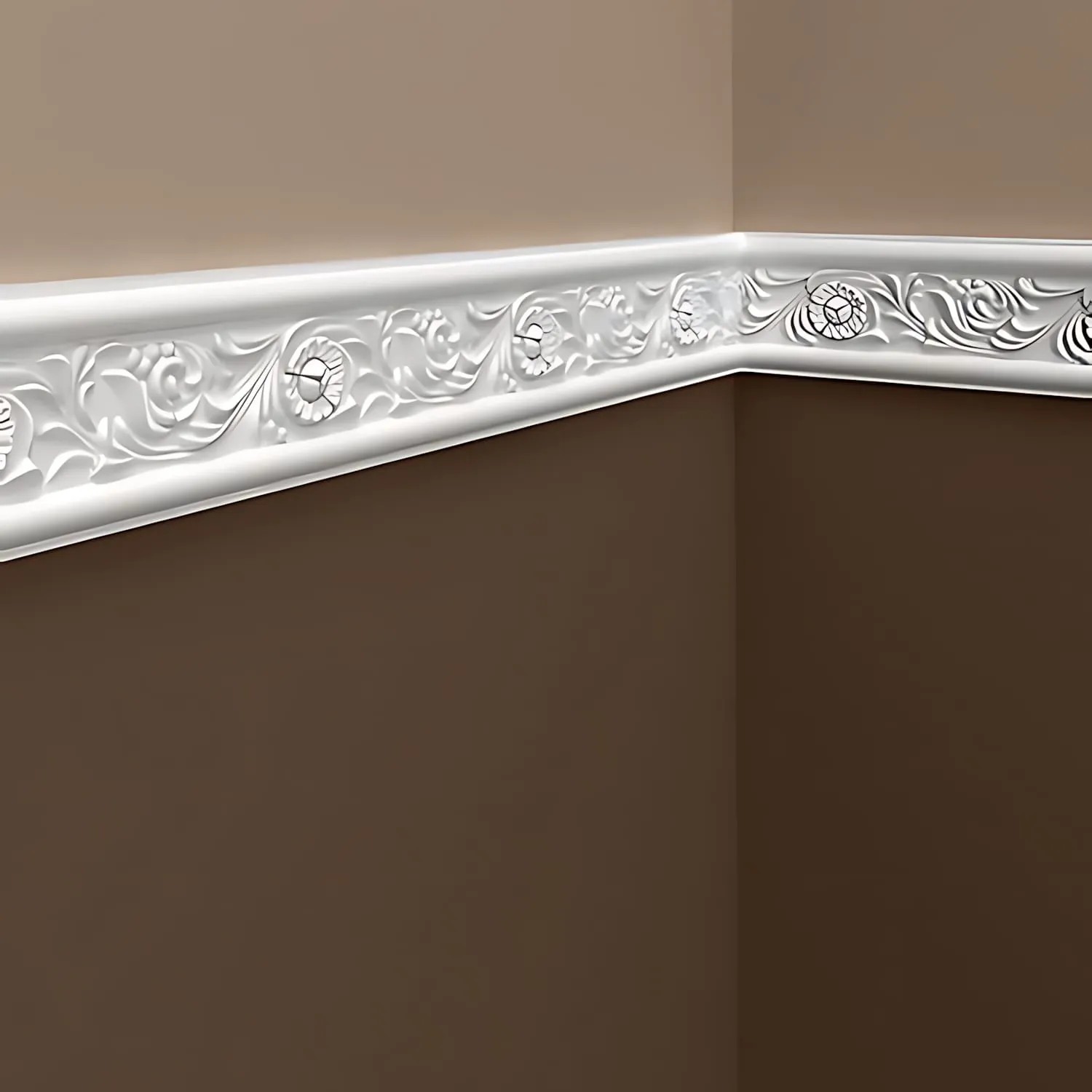 Weiße PROFHOME Wand- und Friesleiste (2m) mit floralem Rokoko-Design als Zierleiste.