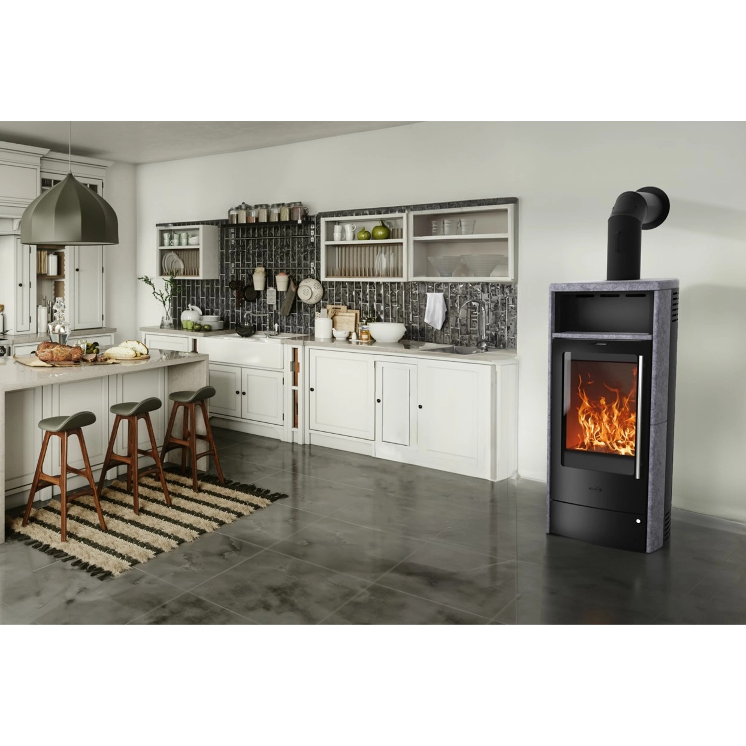 Fireplace Torino Kaminofen mit Specksteinverkleidung in Schwarz, 6 kW, mit Automatikfunktion im Wohnraum.