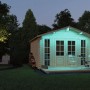 Beleuchtetes Gartenhaus mit Paulmann SimpLED LED Strip Outdoor RGB, 3 m, transparent.