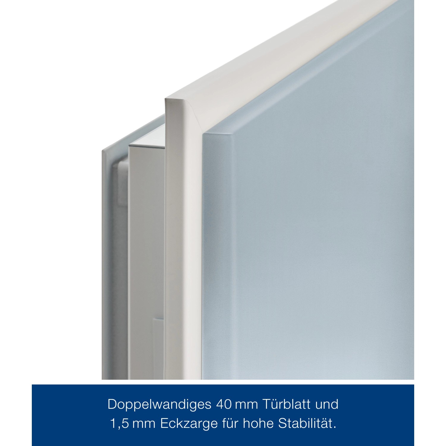 Detailansicht: ZK-Tür-Element, verzinkt, mit Zarge. Stahltür für hohe Funktionalität.