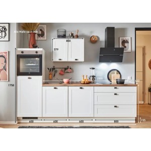Weiße pino Küchenzeile (260 cm) mit Geräten, Spüle und Eichen-Arbeitsplatte. Anschlag links.