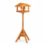 Oranges Vogelfutterhaus aus Tannenholz mit hohem Ständer und Futtersilo. Ideal für Wildvögel in Garten & auf Terrasse.