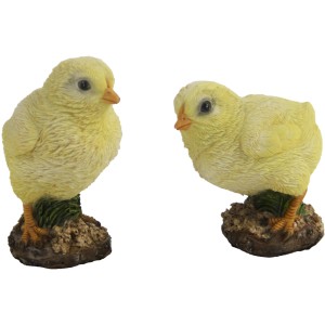 Zwei gelbe Deko-Küken Figuren (je 9 cm) für die Gartendekoration.