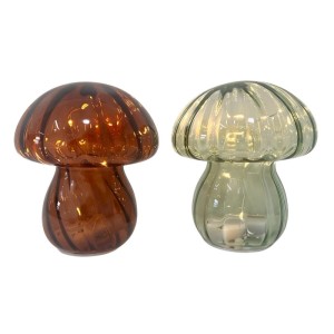 Zwei dekorative Pilz-Aufsteller Arkell aus geripptem Glas in Braun und Grün, 15,5 cm hoch, mit Beleuchtung.