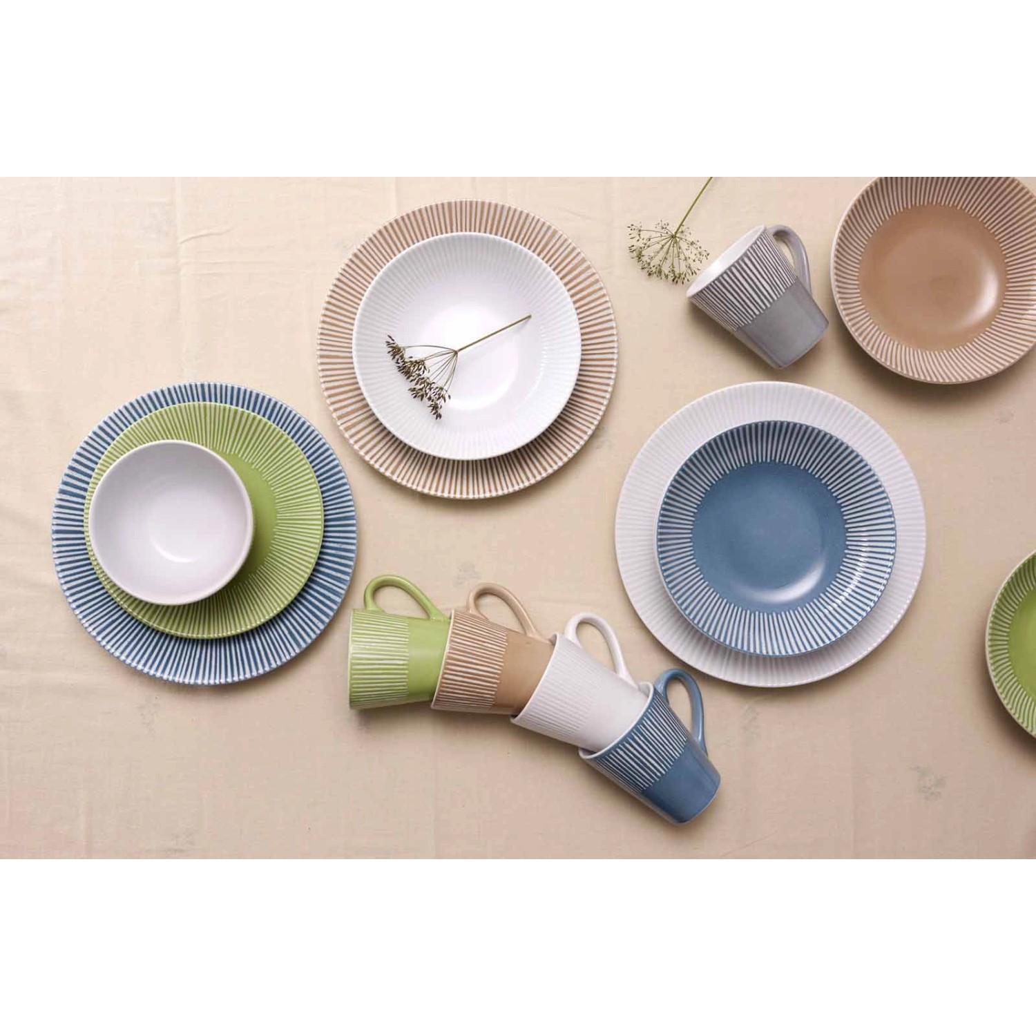 Ritzenhoff & Breker Banda Speiseteller, 27 cm, Grün, 6er Set. Geschirr mit Streifenrelief.