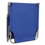 Zusammengeklappte, blaue vidaXL Sonnenliege aus pulverbeschichtetem Stahl. Praktisch für Transport und Lagerung.