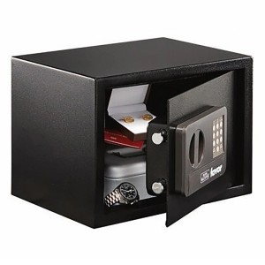 Burg Wächter Möbeltresor Favor S5 E, anthrazit, mit geöffneter Tür und Inhalt (Schmuck, Uhr).