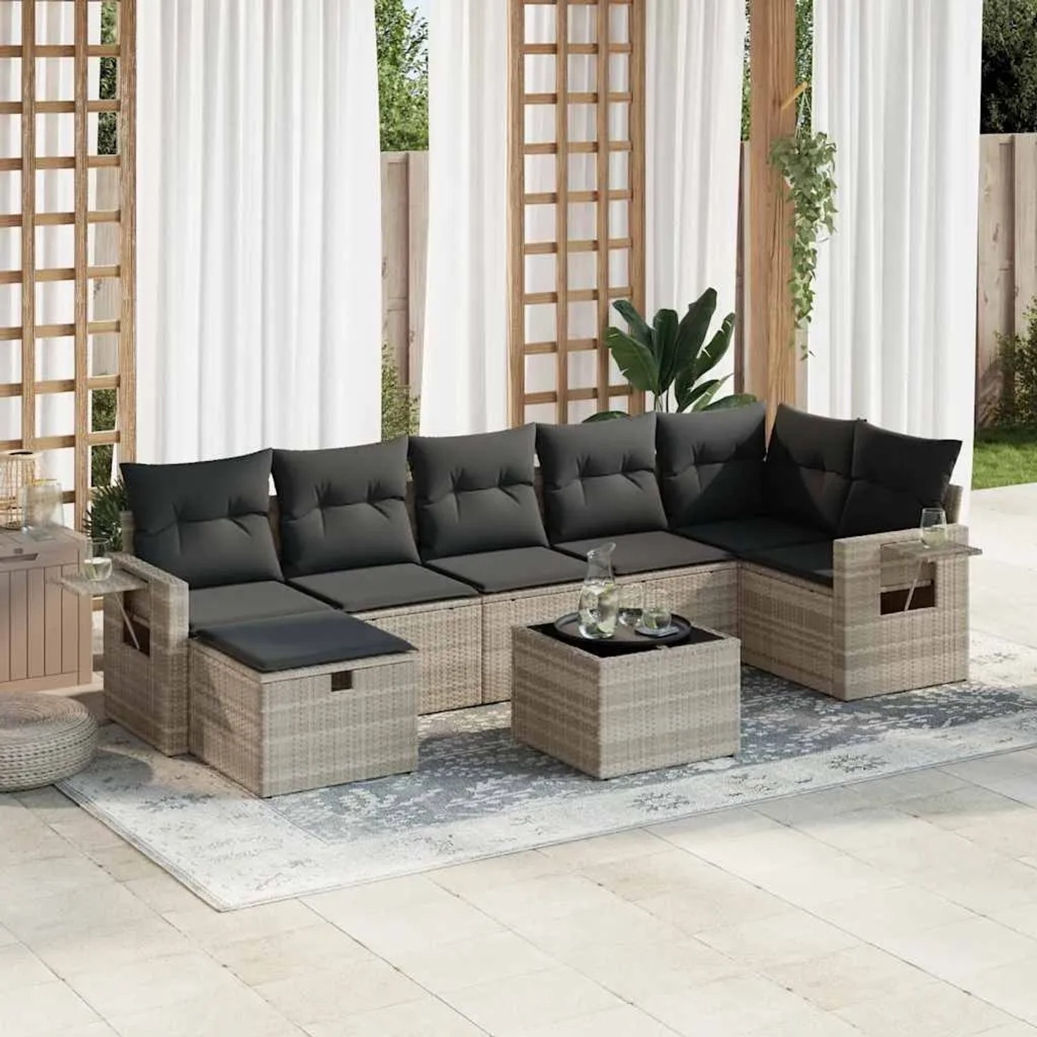 Hellgraue 8-tlg. vidaXL Garten-Sofagarnitur aus Poly Rattan mit dunklen Kissen.