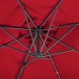 Detailaufnahme: Roter Schneider Ampelschirm 340x270 cm mit Dreh- und Neigungsfunktion.