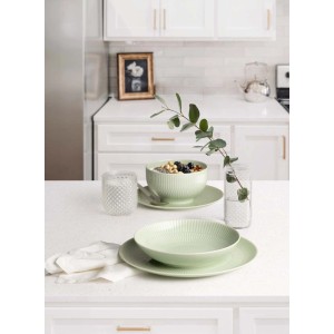 Seltmann Weiden Amina Geschirr Starter-Set, 16-teilig in Seladon, mit Tellern und Schalen.
