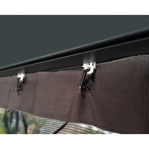 Detailaufnahme: Palram Insektenschutz für Pavillon Dallas 4900, Befestigung an der Schiene.