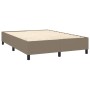 Boxspringbett vidaXL, taupe, 140x190 cm, Stoffbezug. Bettrahmen mit Lattenrost und schwarzen Füßen.