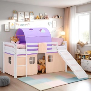 Weißes Kinder Hochbett aus Kiefernholz mit Rutsche, lila Tunnel, peachfarbenen Vorhängen. Inkl. Matratze & Lattenrost für Abenteuer.