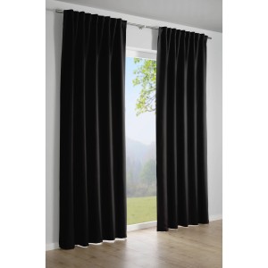 Schwarzer Bennetti Dimout Schal 140x175 cm mit Gardinenband vor Fenster.