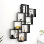 Schwarzes vidaXL Würfelregal (90x15x119 cm) aus Holzwerkstoff, an der Wand montiert und mit Deko-Objekten bestückt.