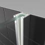 Detailaufnahme: Breuer Panorama Duschwand mit Chromprofil und Klarglas.