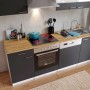 Respekta Küchenzeile KB220WGC, 220 cm, grau-weiße Einbauküche mit Holzoptik Arbeitsplatte.