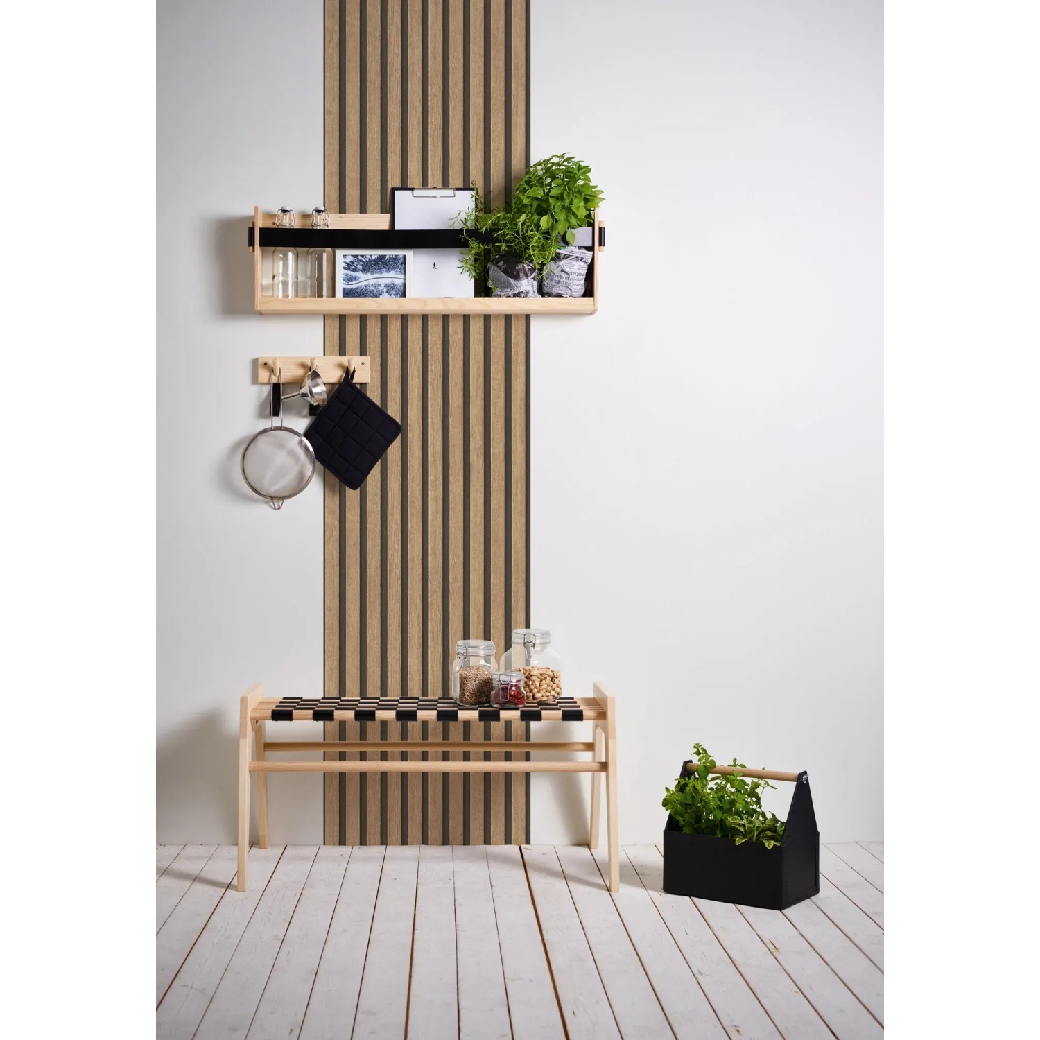 AS-Creation 3D-Panel Pop up Tapete in Beige-Braun mit Holzpaneel-Optik an einer Wand.