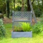 Grauer KHW Pflanzkasten mit Spalier, 140x100x43 cm, bepflanzt im Garten.