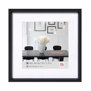 Schwarzer Bilderrahmen 40x40 cm von walther design Steel Style mit Passepartout.