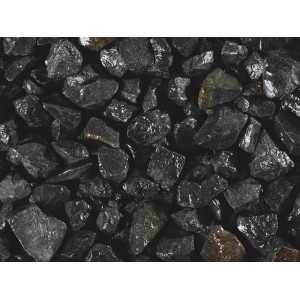 Nahaufnahme von Scherf Basaltbruch 22-32 mm, Zierkies schwarz für Garten- und Landschaftsbau.