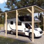 Holzbrüder Camping-Carport Ralf Natur mit schwarzem Blechdach und Wohnmobil.